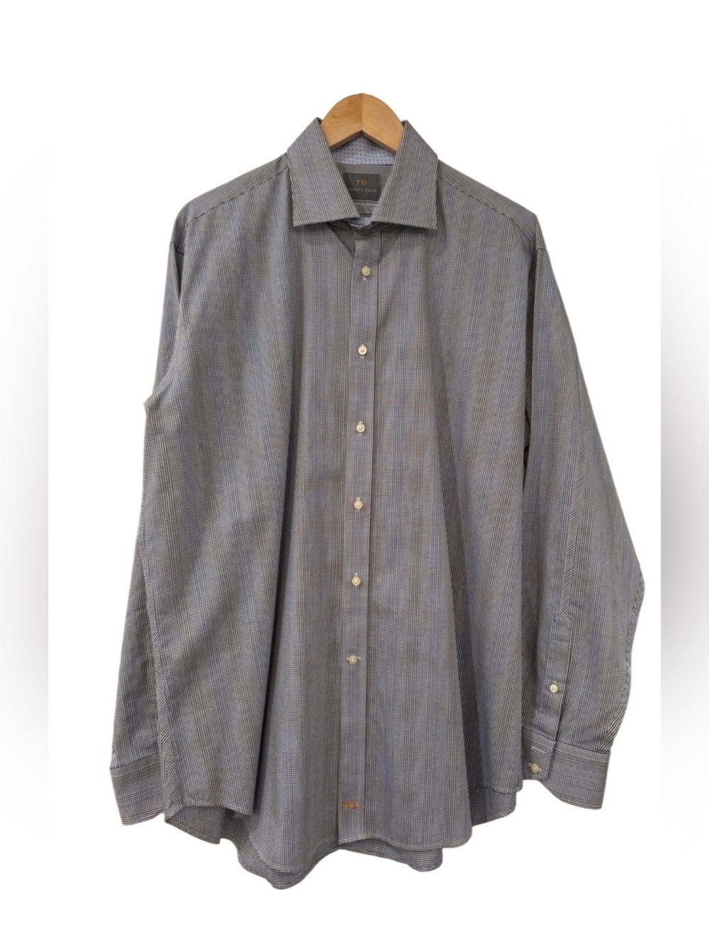 Thomas Dean Men's Button Down Shirt.